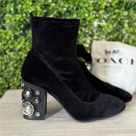 Coach Black Ankle Boots size 8.5 - Picture 1 of 8